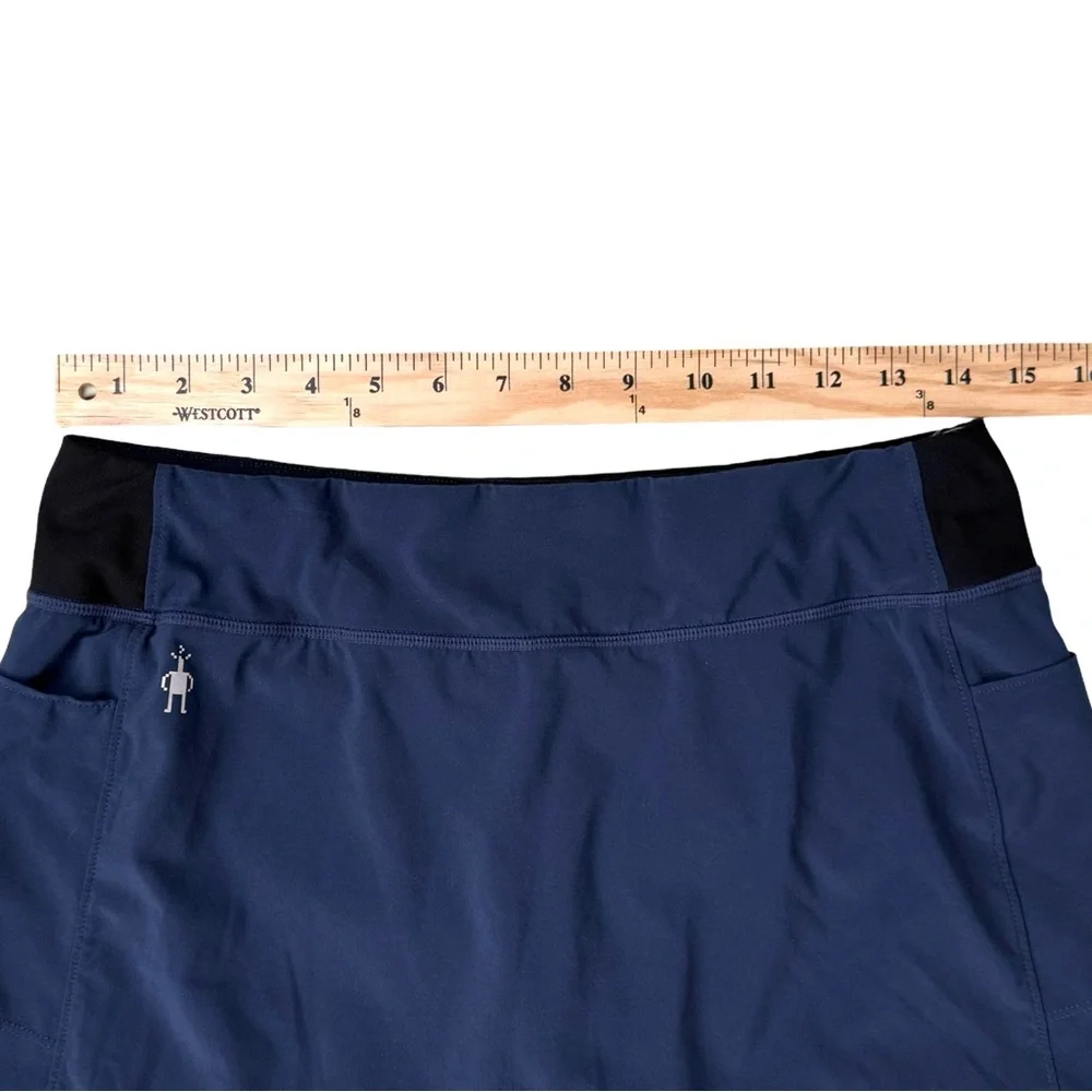 Smartwool Merino Sport Skort Skirt
Built In Shorts Navy Black Athleisure Small - Picture 4 of 8